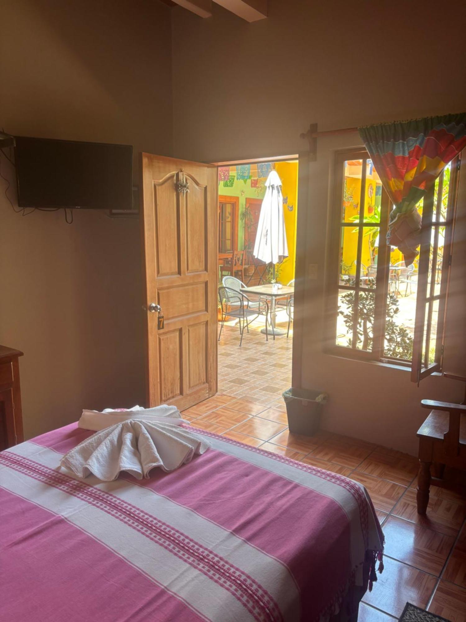 Hotel Posada "Mi Rosita" Oaxaca ภายนอก รูปภาพ